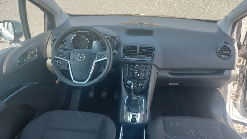 Opel Meriva, снимка 6 - Автомобили и джипове - 46637633