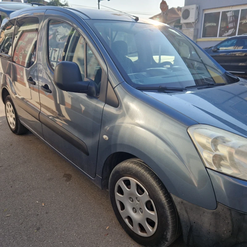 Peugeot Partner, снимка 2 - Автомобили и джипове - 47006868