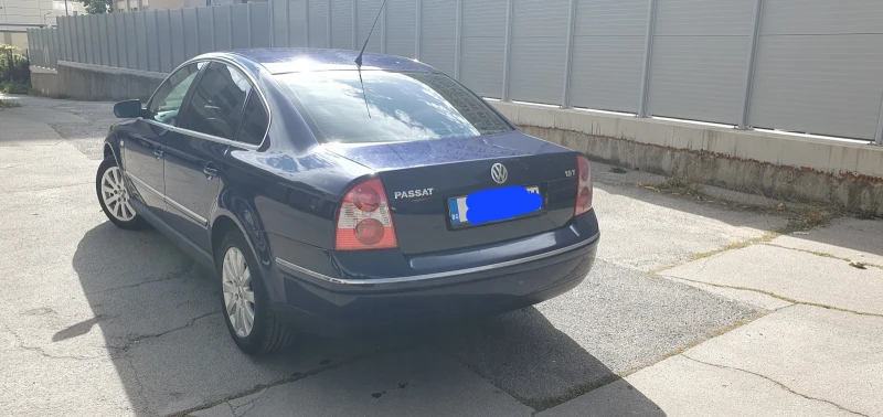 VW Passat 5, 5B, снимка 3 - Автомобили и джипове - 47522739