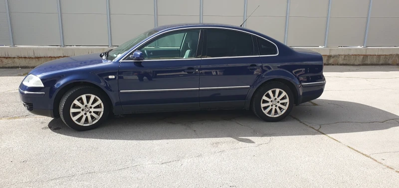 VW Passat 5, 5B, снимка 2 - Автомобили и джипове - 47522739