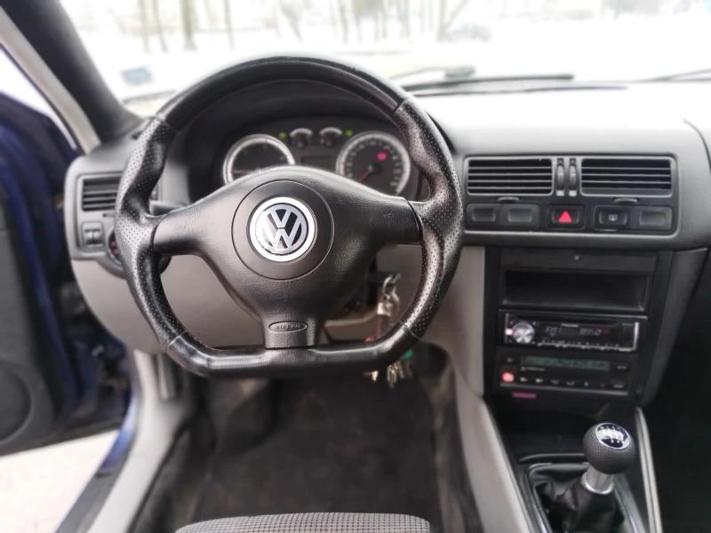 VW Golf 1.9 110кс, снимка 10 - Автомобили и джипове - 48692029