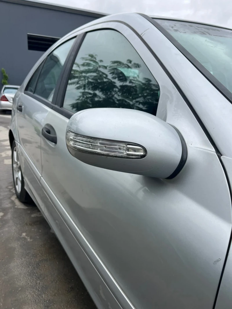 Mercedes-Benz C 180 271, снимка 6 - Автомобили и джипове - 51879844