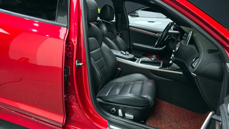 Kia Stinger 3.3T 2WD GT autogeorge.com, снимка 9 - Автомобили и джипове - 52133915