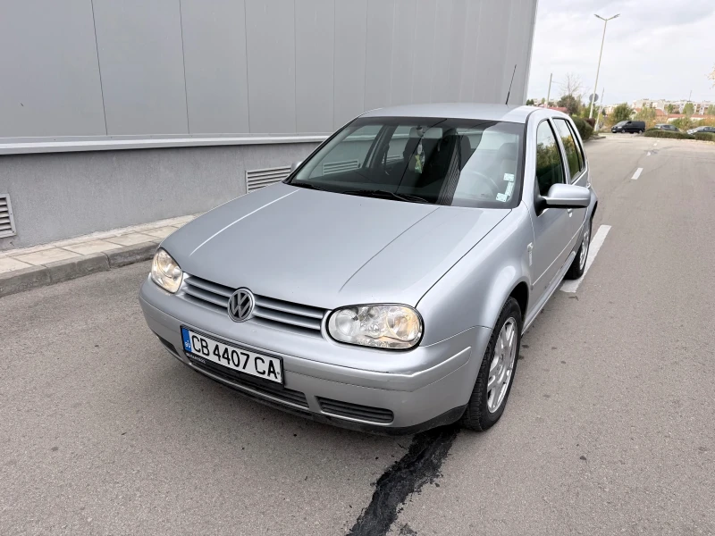 VW Golf 1.6 бензин , снимка 6 - Автомобили и джипове - 52158734