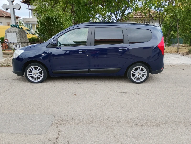 Dacia Lodgy 1.5 DCI - BOSH, снимка 3 - Автомобили и джипове - 52312075