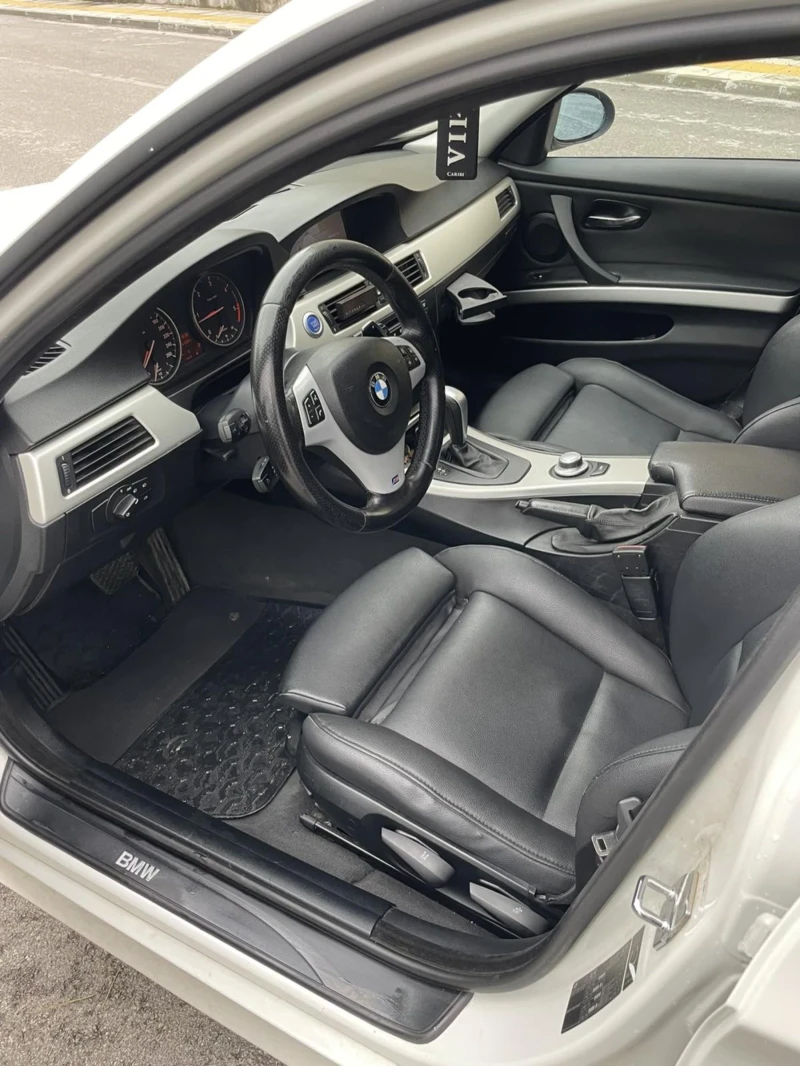 BMW 320, снимка 9 - Автомобили и джипове - 52586220