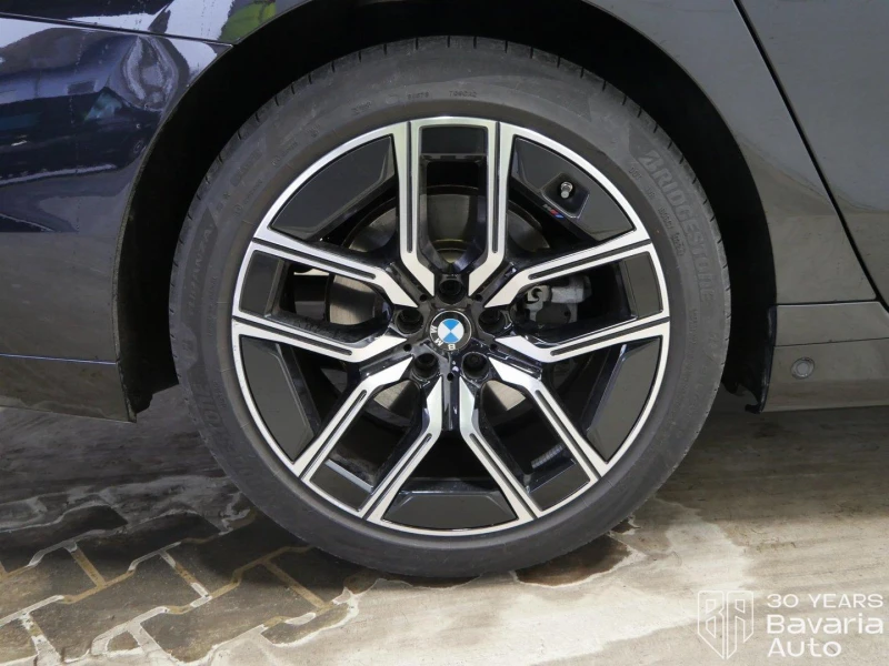 BMW 740 d xDrive M Sport Paket Sportautomatic, снимка 16 - Автомобили и джипове - 52727830