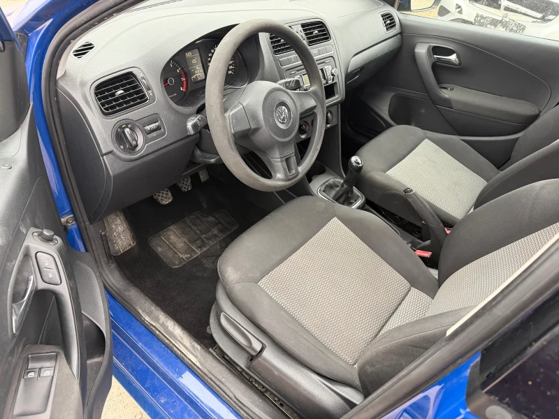 VW Polo 1.2/69кс Климатик, снимка 9 - Автомобили и джипове - 52975125