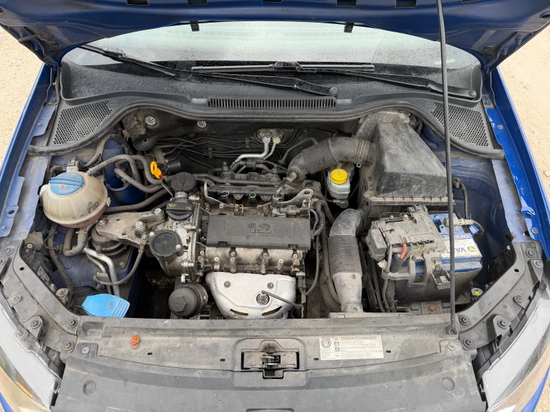 VW Polo 1.2/69кс Климатик, снимка 15 - Автомобили и джипове - 52975125