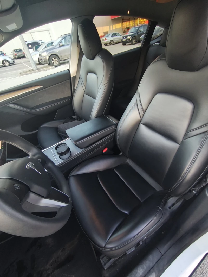 Tesla Model Y Long Range AWD, снимка 13 - Автомобили и джипове - 53181284