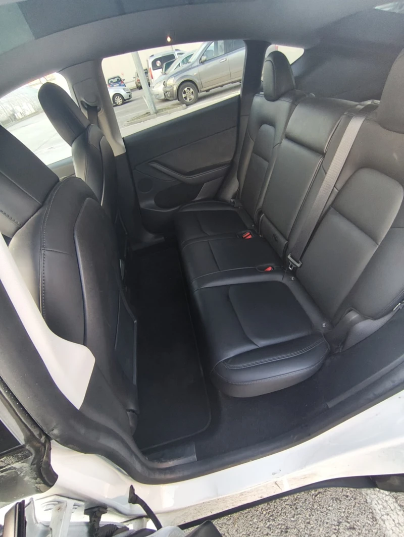 Tesla Model Y Long Range AWD, снимка 14 - Автомобили и джипове - 53181284