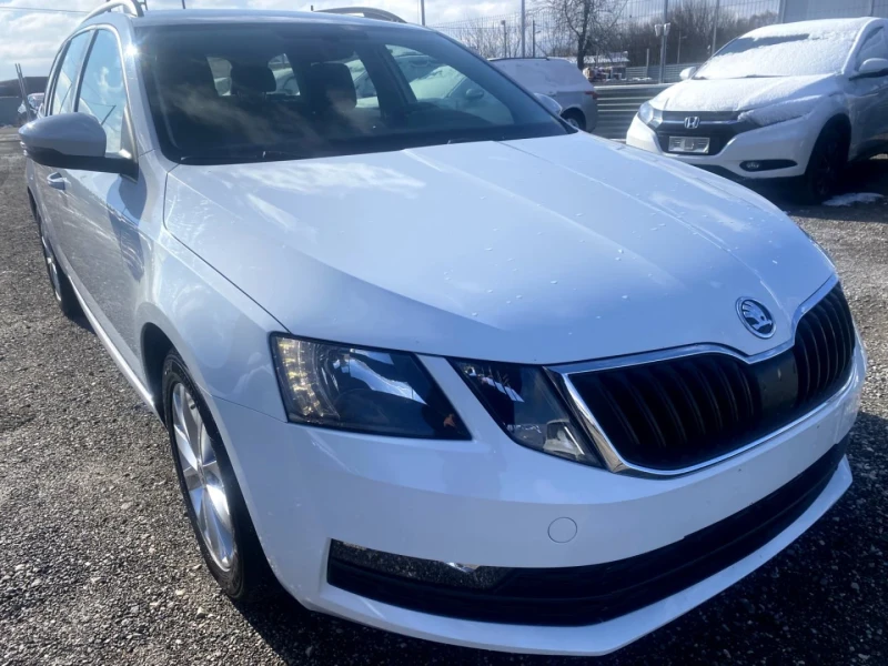 Skoda Octavia 1.6TDI DSG 115к.с Face Lift, снимка 2 - Автомобили и джипове - 53518476