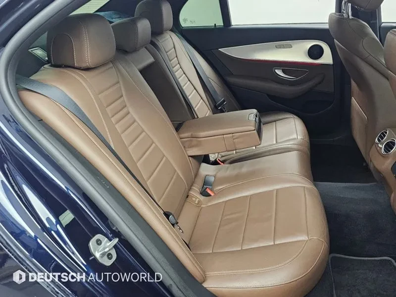 Mercedes-Benz E 250 W213 E250 Avantgarde, снимка 12 - Автомобили и джипове - 56355939