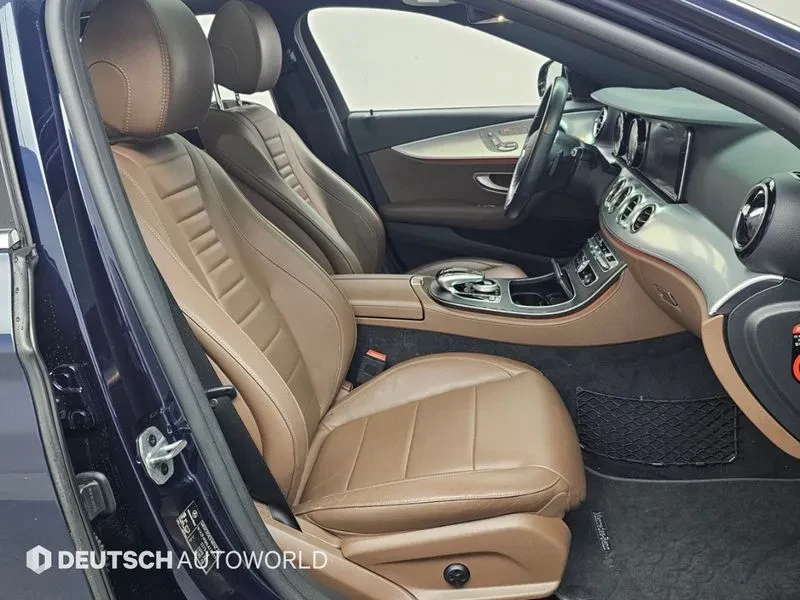 Mercedes-Benz E 250 W213 E250 Avantgarde, снимка 10 - Автомобили и джипове - 56355939