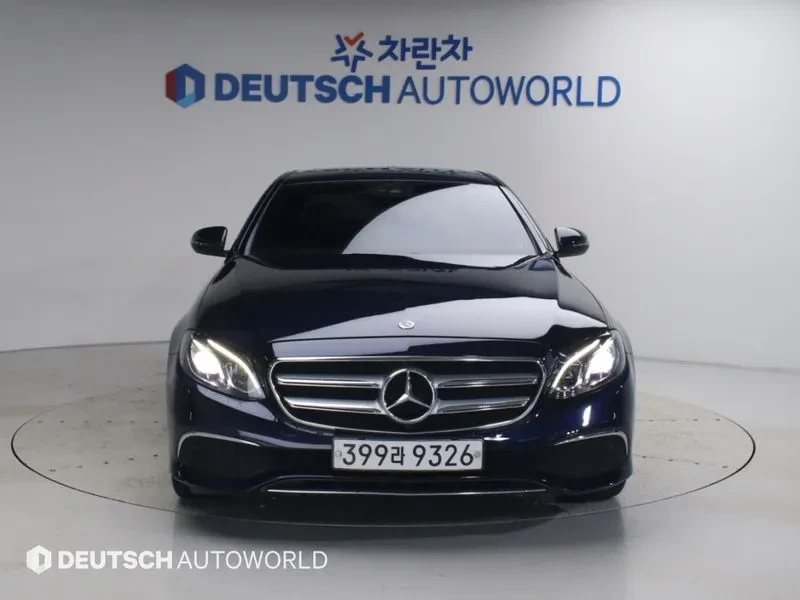 Mercedes-Benz E 250 W213 E250 Avantgarde, снимка 3 - Автомобили и джипове - 56355939