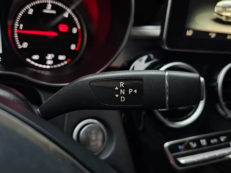 Mercedes-Benz C 220 Avantgarde* Head Up* ������* ������� | Mobile.bg � ����������� 9