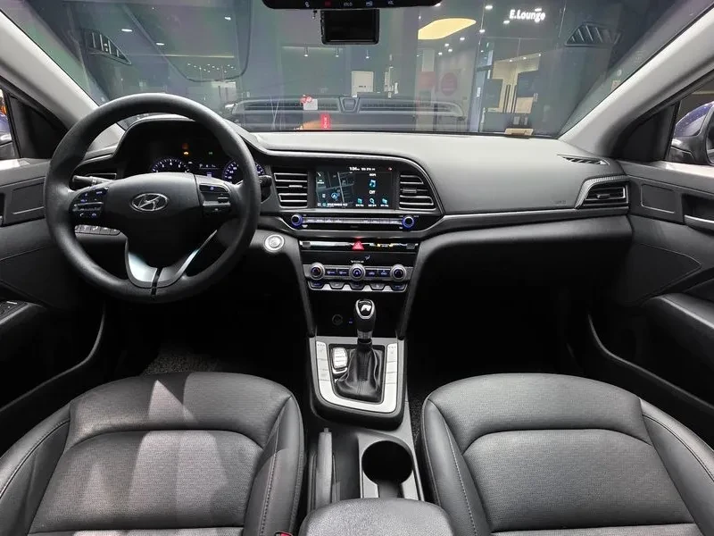 Hyundai Elantra 1.6 Smart Choice, снимка 7 - Автомобили и джипове - 56719478