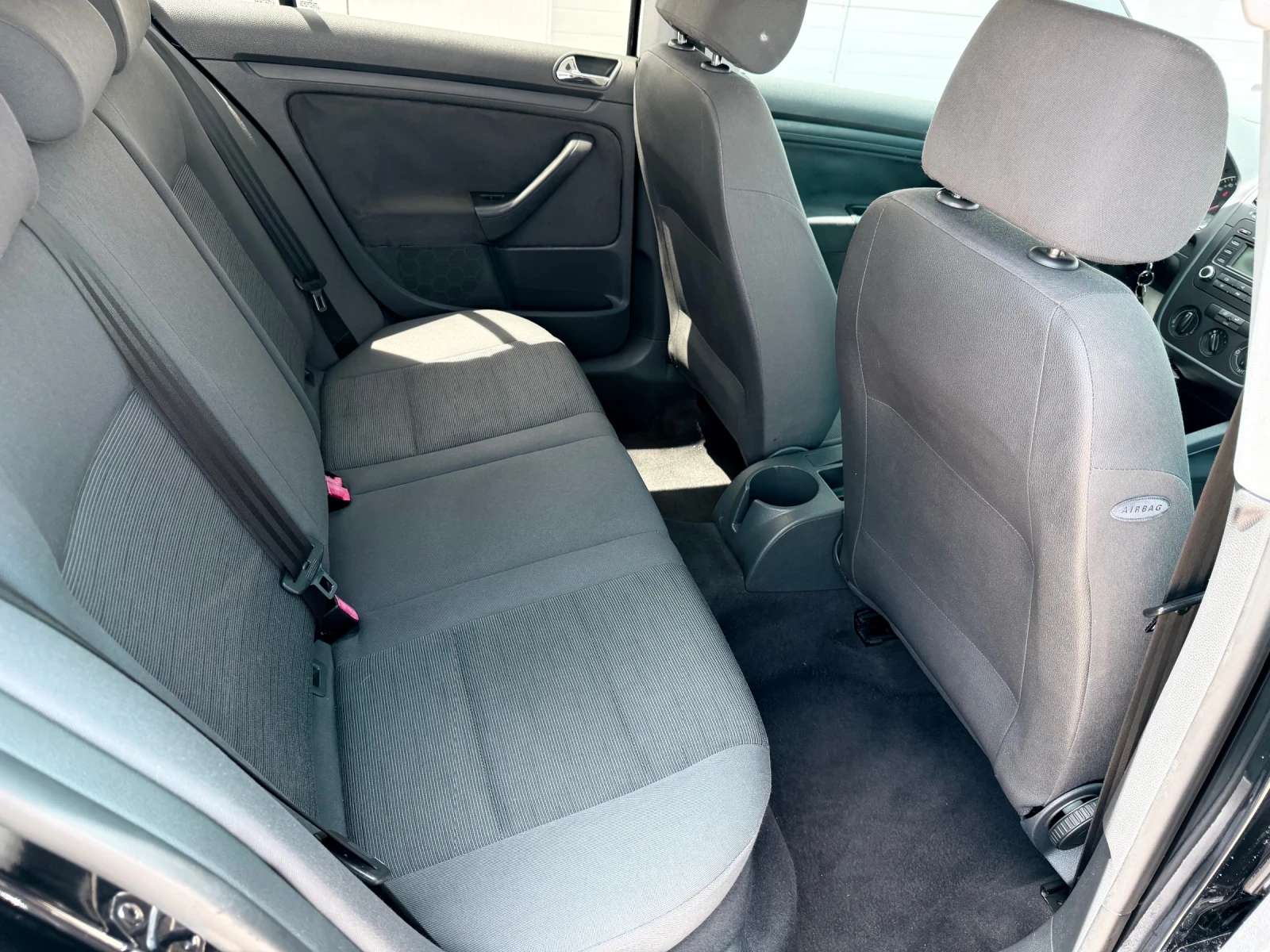 VW Golf 1.4i 16v* BRC* UNIKAT* , снимка 16 - Автомобили и джипове - 38675985