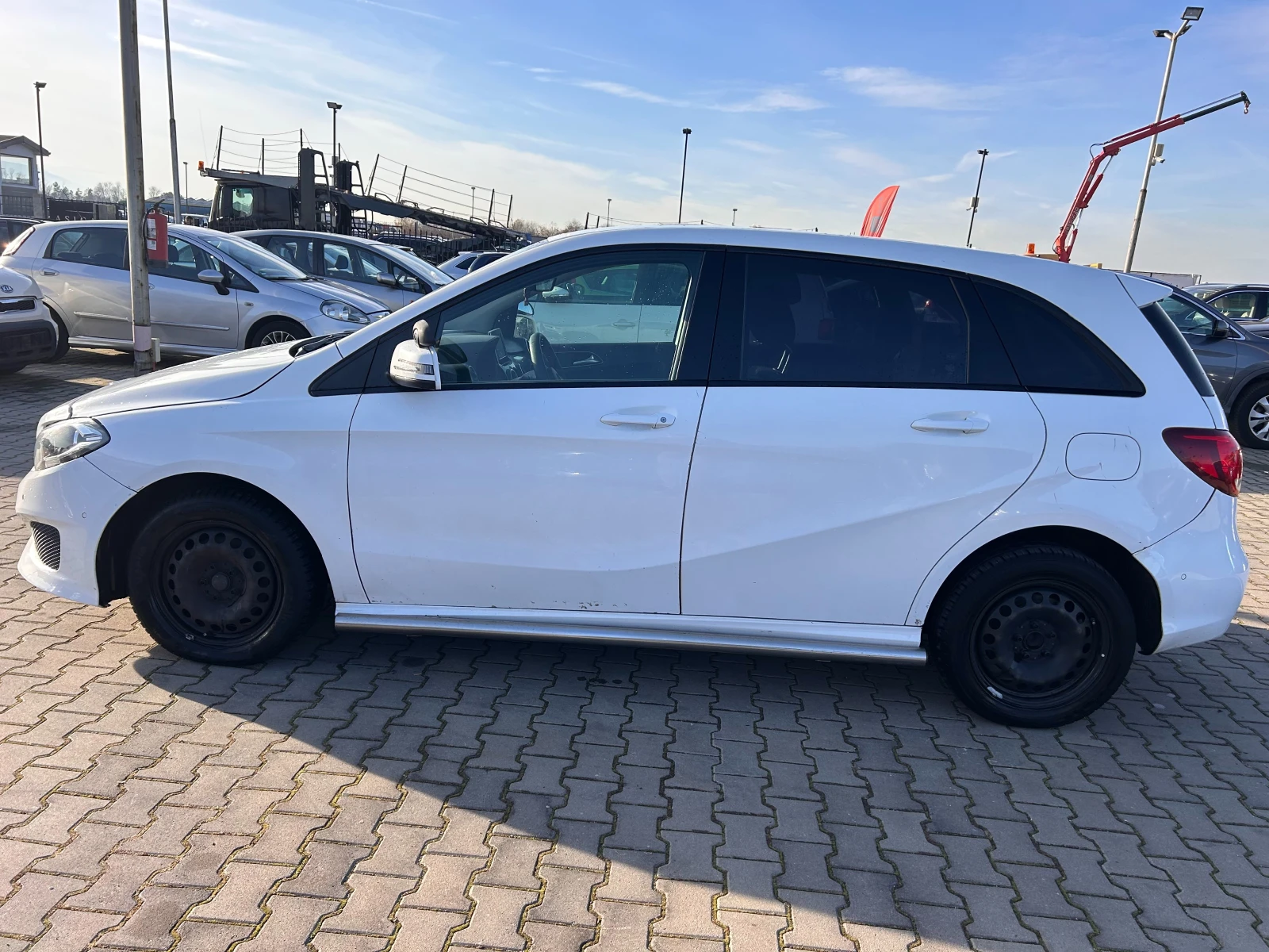 Mercedes-Benz B 220 CDI AVTOMAT/NAVI EURO 6 - изображение 9