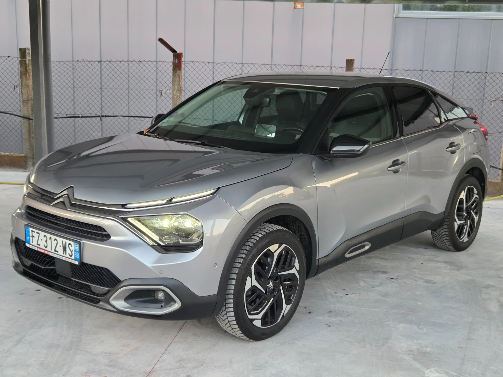 Citroen C4 1.2 SHINE* * HEAD-UP-DISPLEY* KAMERA* LED* KAYLESS - изображение 2