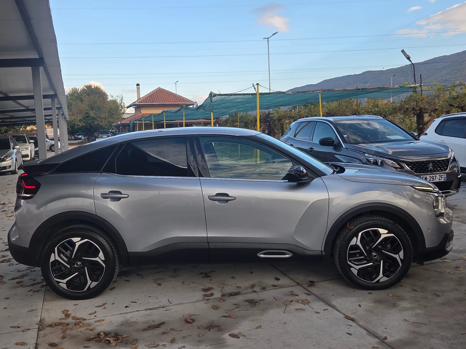 Citroen C4 1.2 SHINE* * HEAD-UP-DISPLEY* KAMERA* LED* KAYLESS | Mobile.bg   12