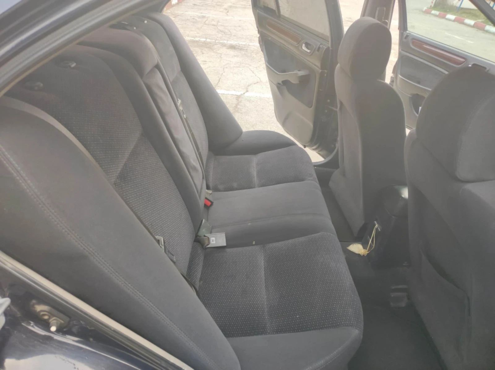 Honda Accord 2.0 - изображение 9