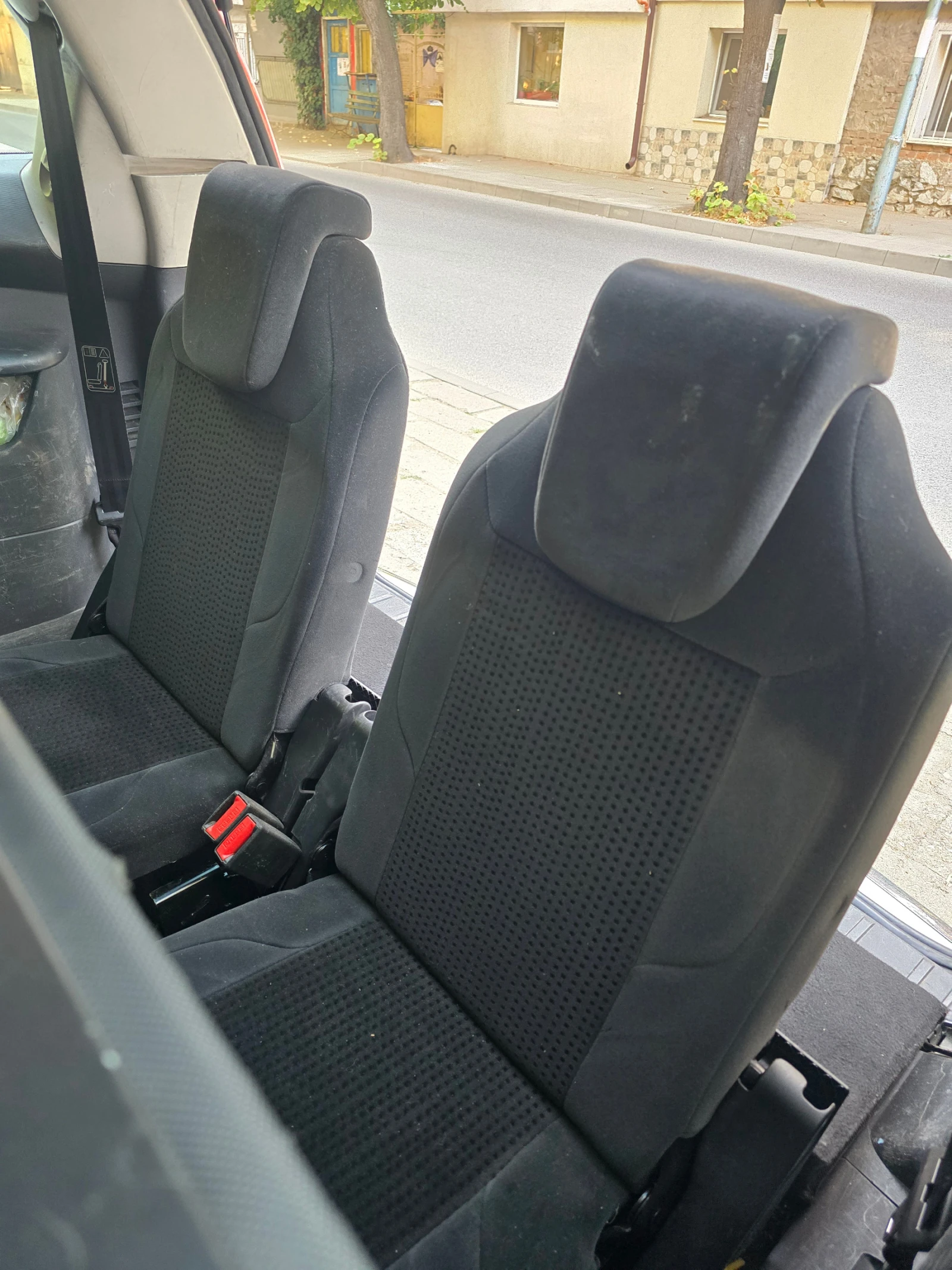 Citroen Grand C4 Picasso 2.0HDI - изображение 8