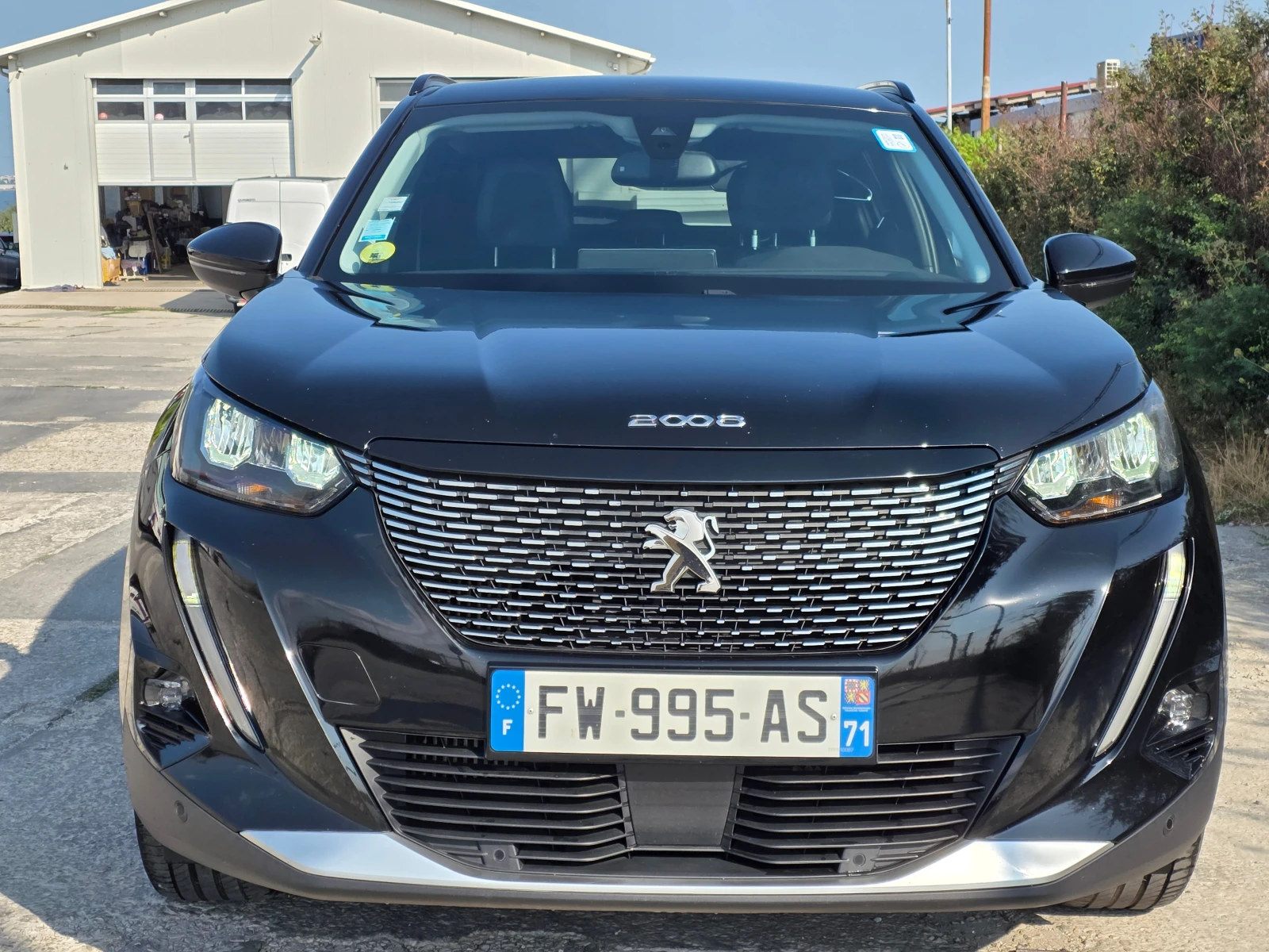 Peugeot 2008 1.5BLUE HDI ALLURE EAT8 131 - изображение 2