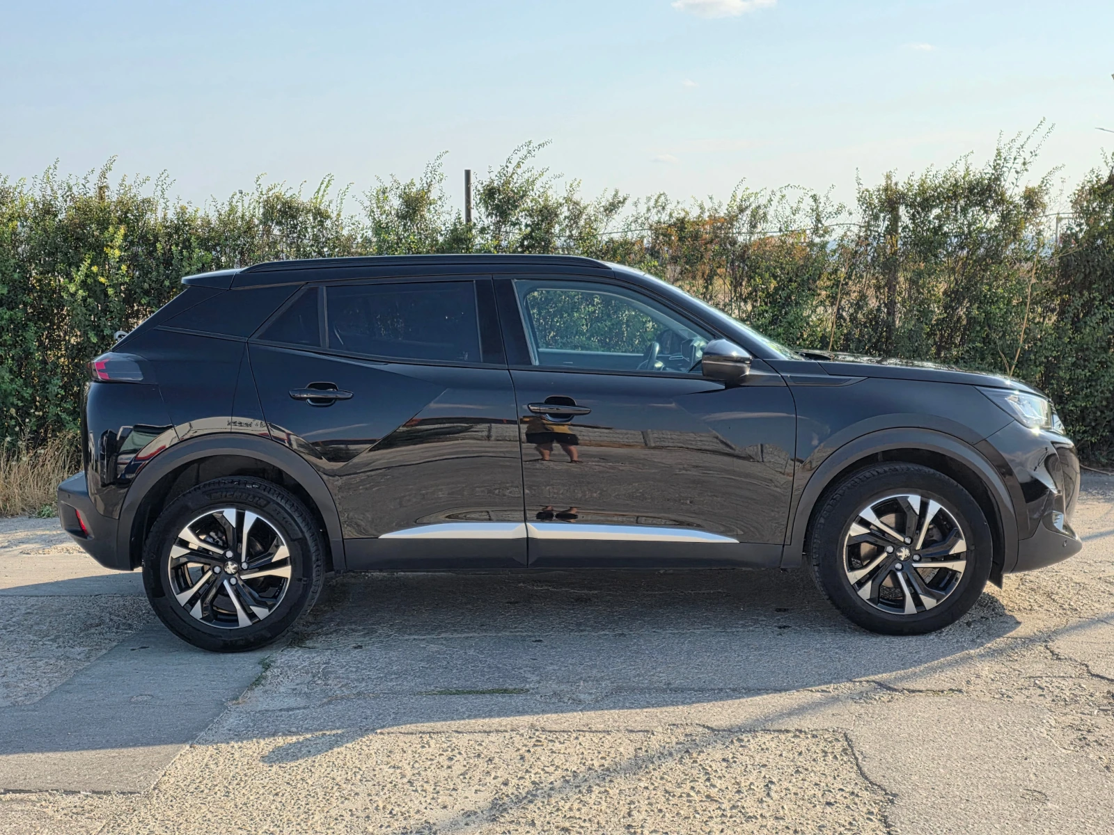 Peugeot 2008 1.5BLUE HDI ALLURE EAT8 131 - изображение 4