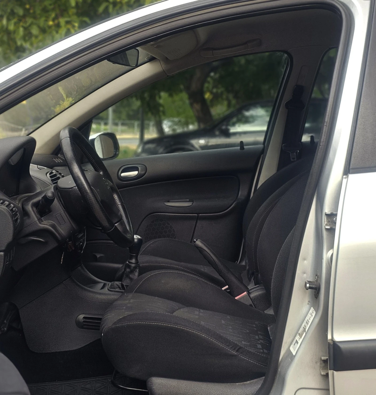 Peugeot 206 SW/2.0HDI - изображение 6