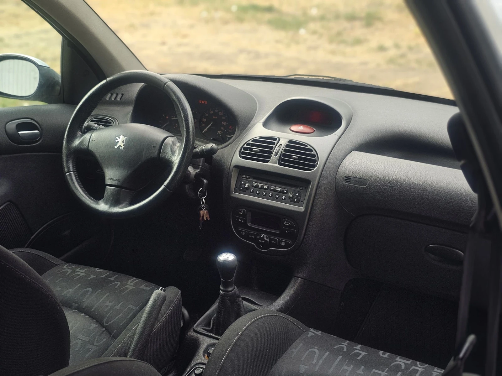 Peugeot 206 SW/2.0HDI - изображение 7