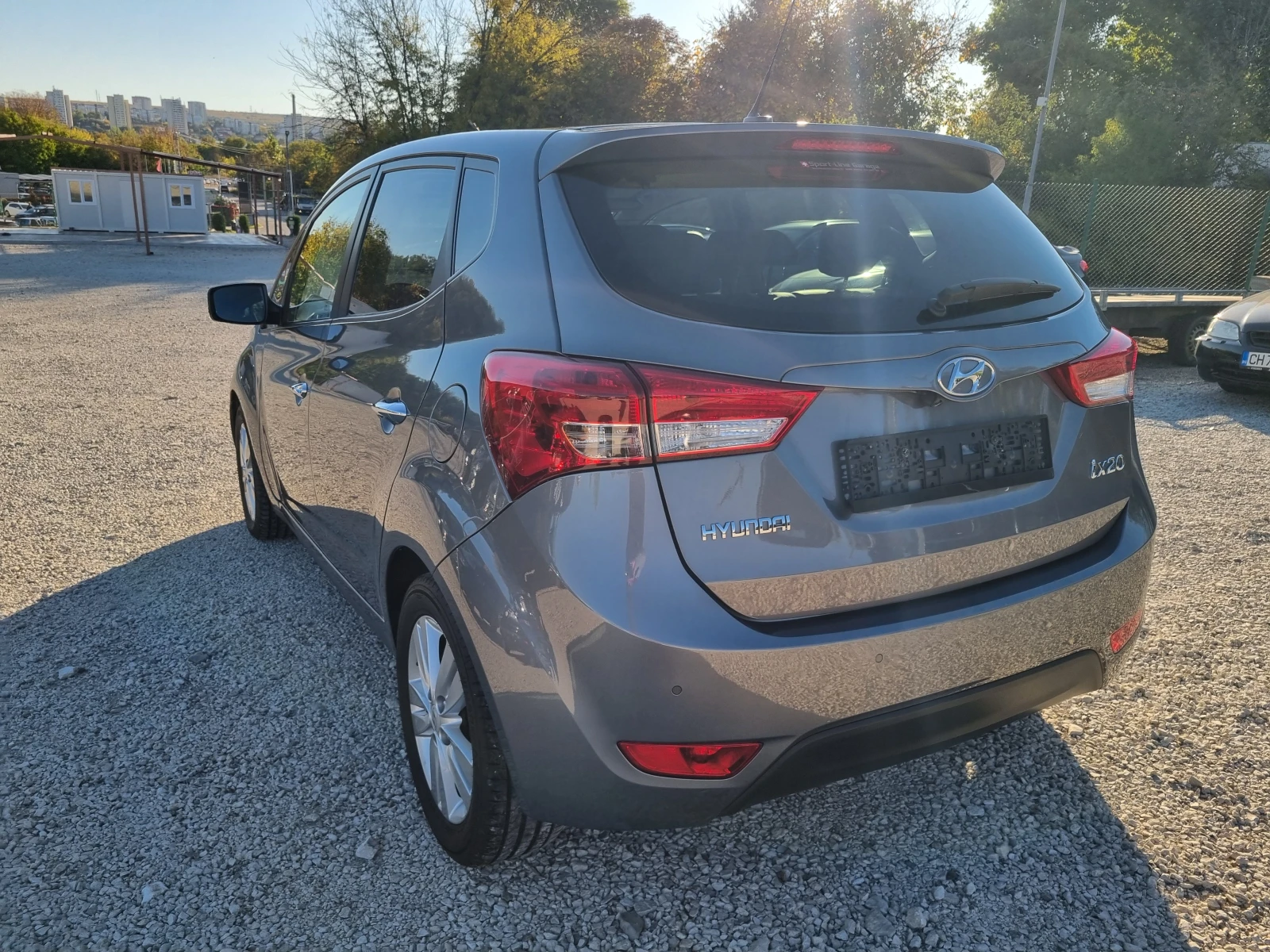 Hyundai Ix20 1.6i 125 k.c VERTEX Швейцария     | Mobile.bg — изображение 5