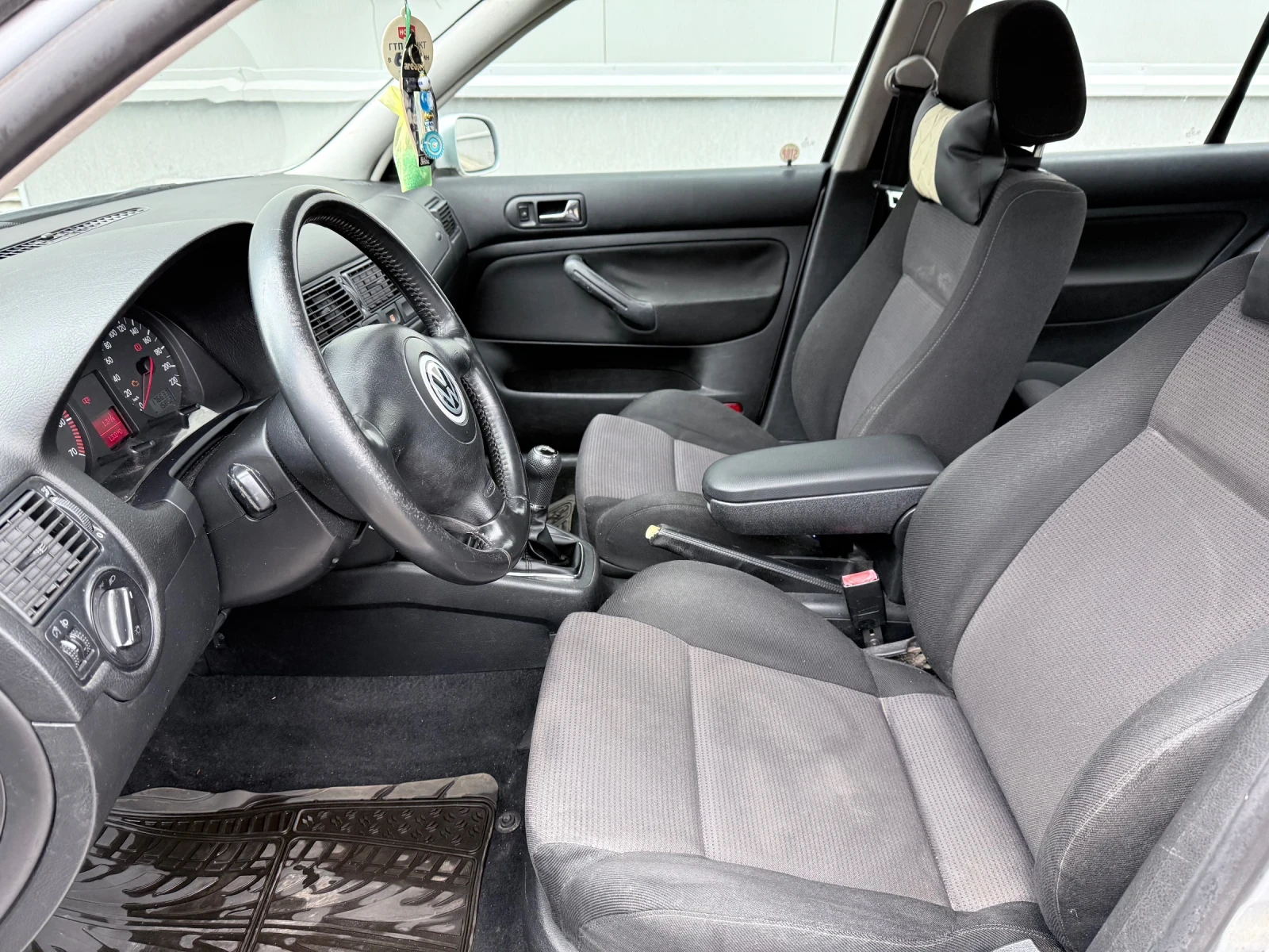 VW Golf  - изображение 7