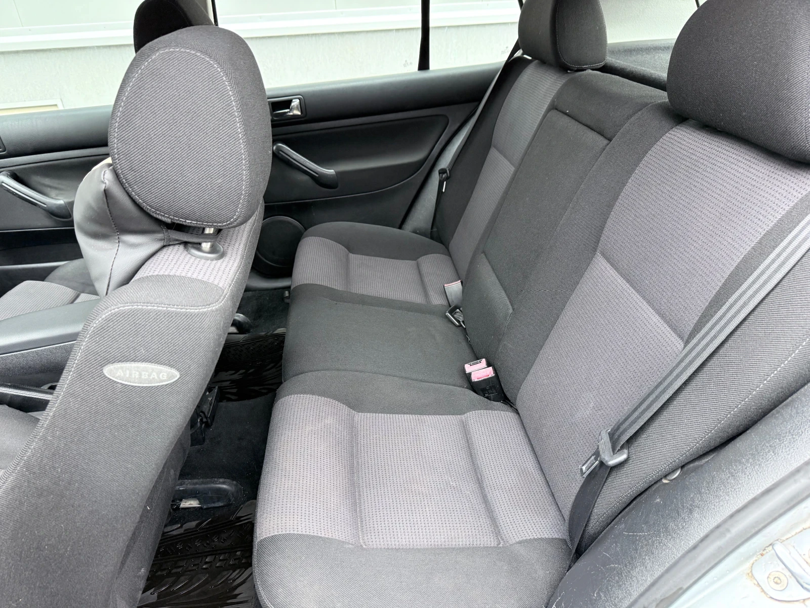 VW Golf  - изображение 9