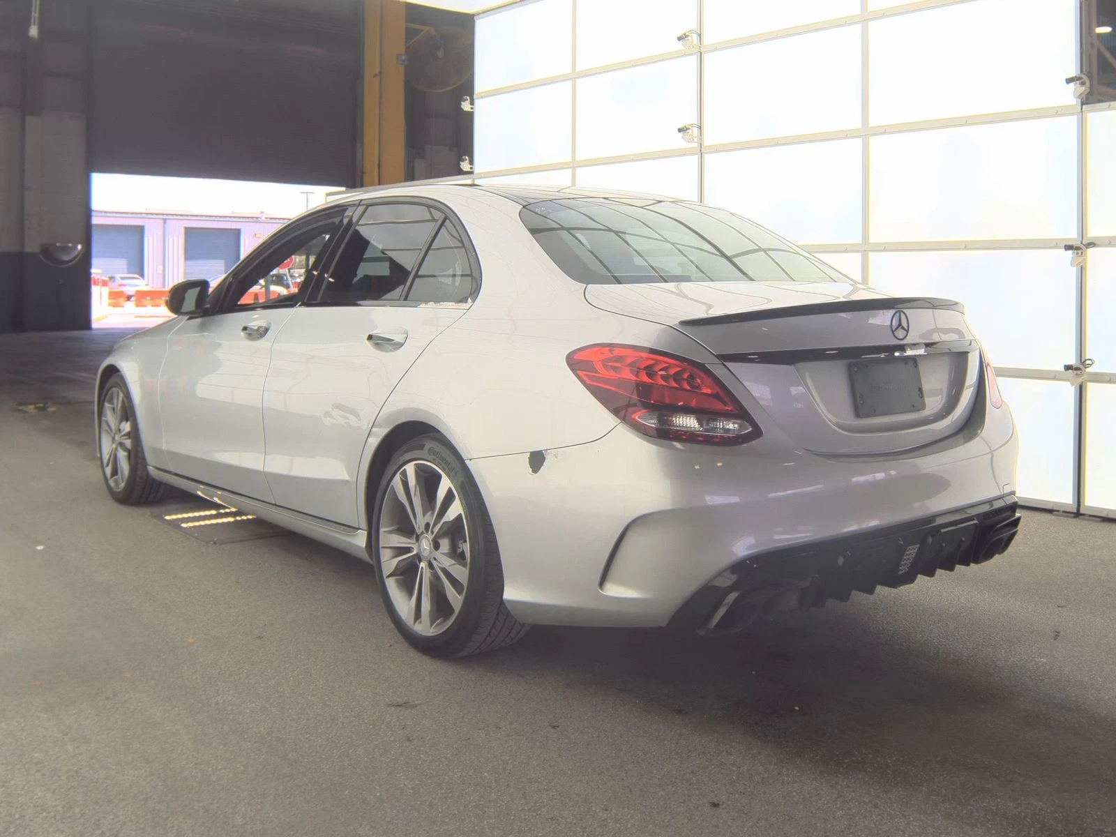 Mercedes-Benz C 300, снимка 5 - Автомобили и джипове - 53874249