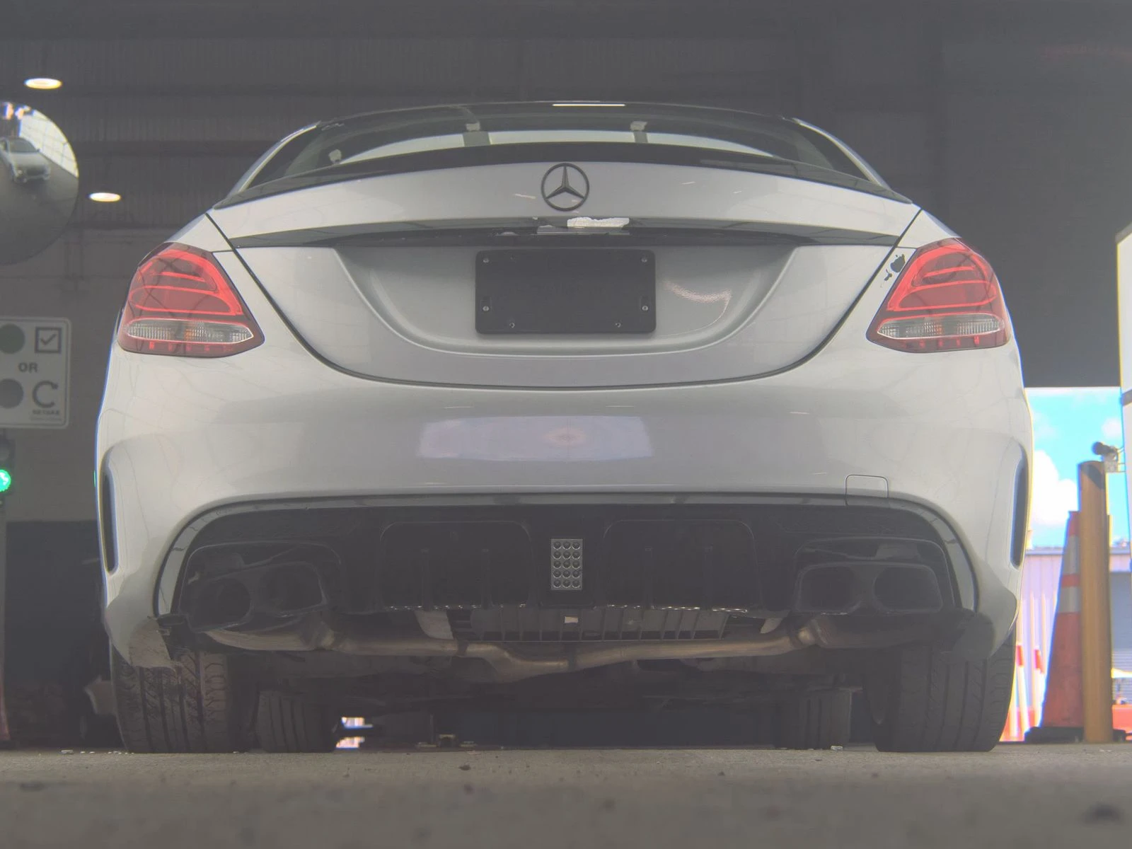 Mercedes-Benz C 300, снимка 6 - Автомобили и джипове - 53874249