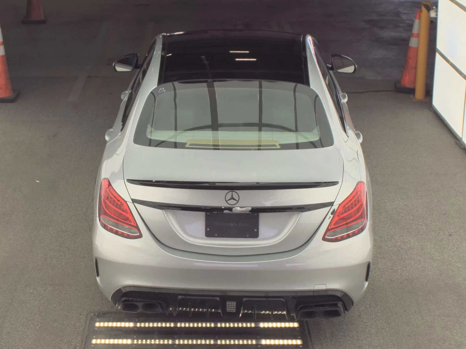 Mercedes-Benz C 300, снимка 7 - Автомобили и джипове - 53874249