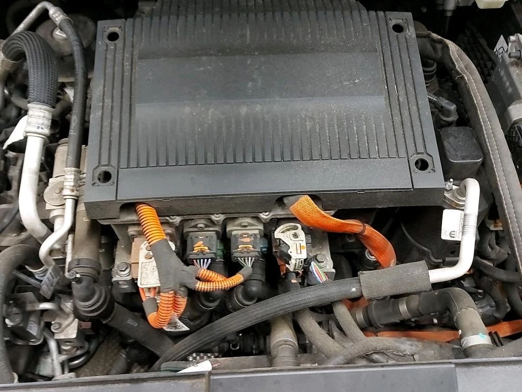 Peugeot 208 50 kWh Active 136PS, снимка 9 - Автомобили и джипове - 53966871