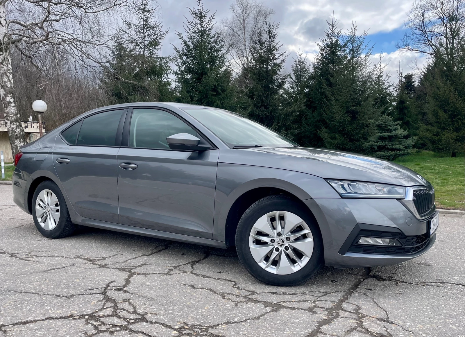 Skoda Octavia 2.0 D //ЛИЗИНГ: 195 евро / месец //, снимка 3 - Автомобили и джипове - 54092158