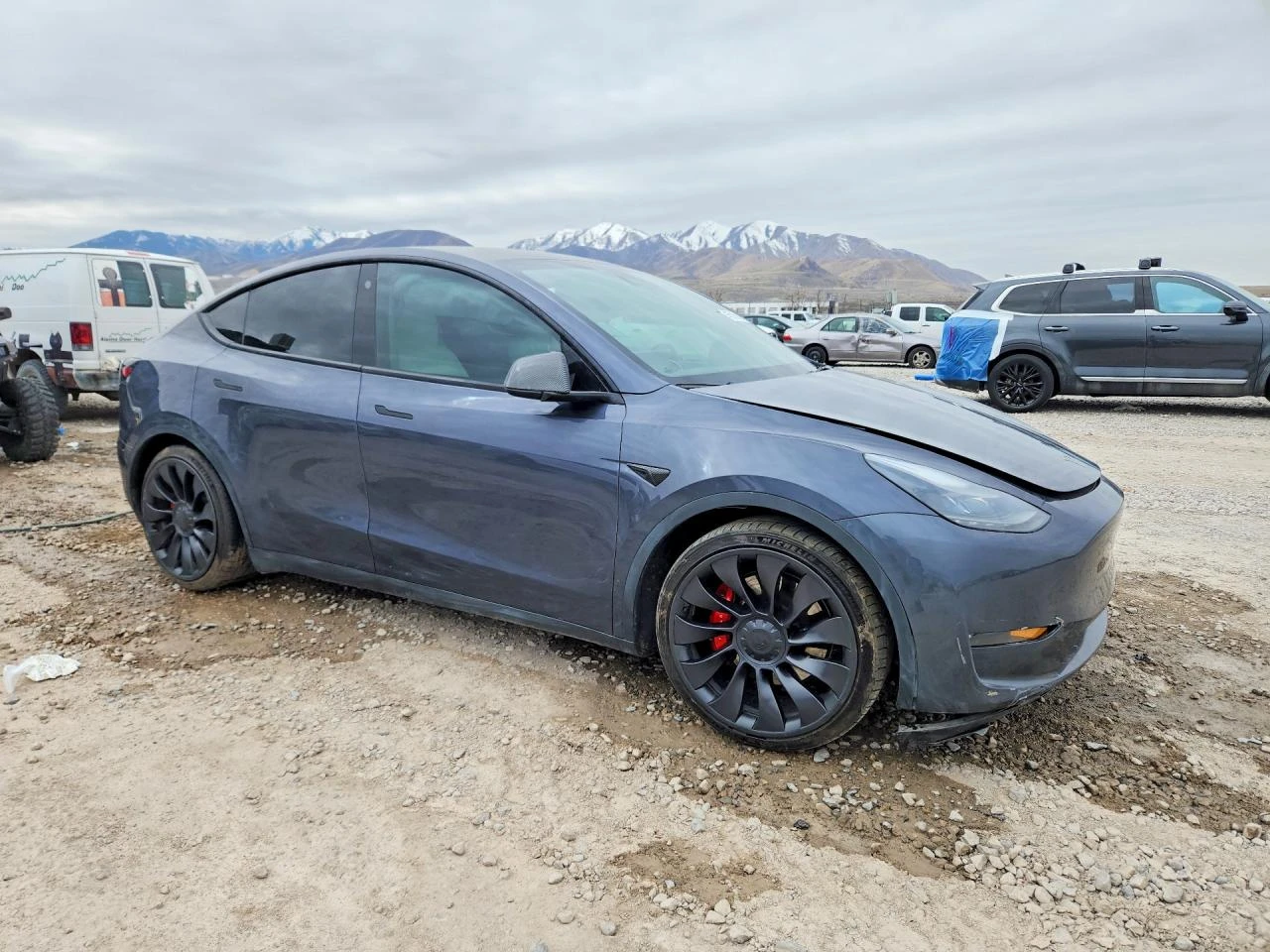 Tesla Model Y PERFORMANCE DUAL MOTOR AWD ТЕРМОПОМПА* , снимка 4 - Автомобили и джипове - 54284868