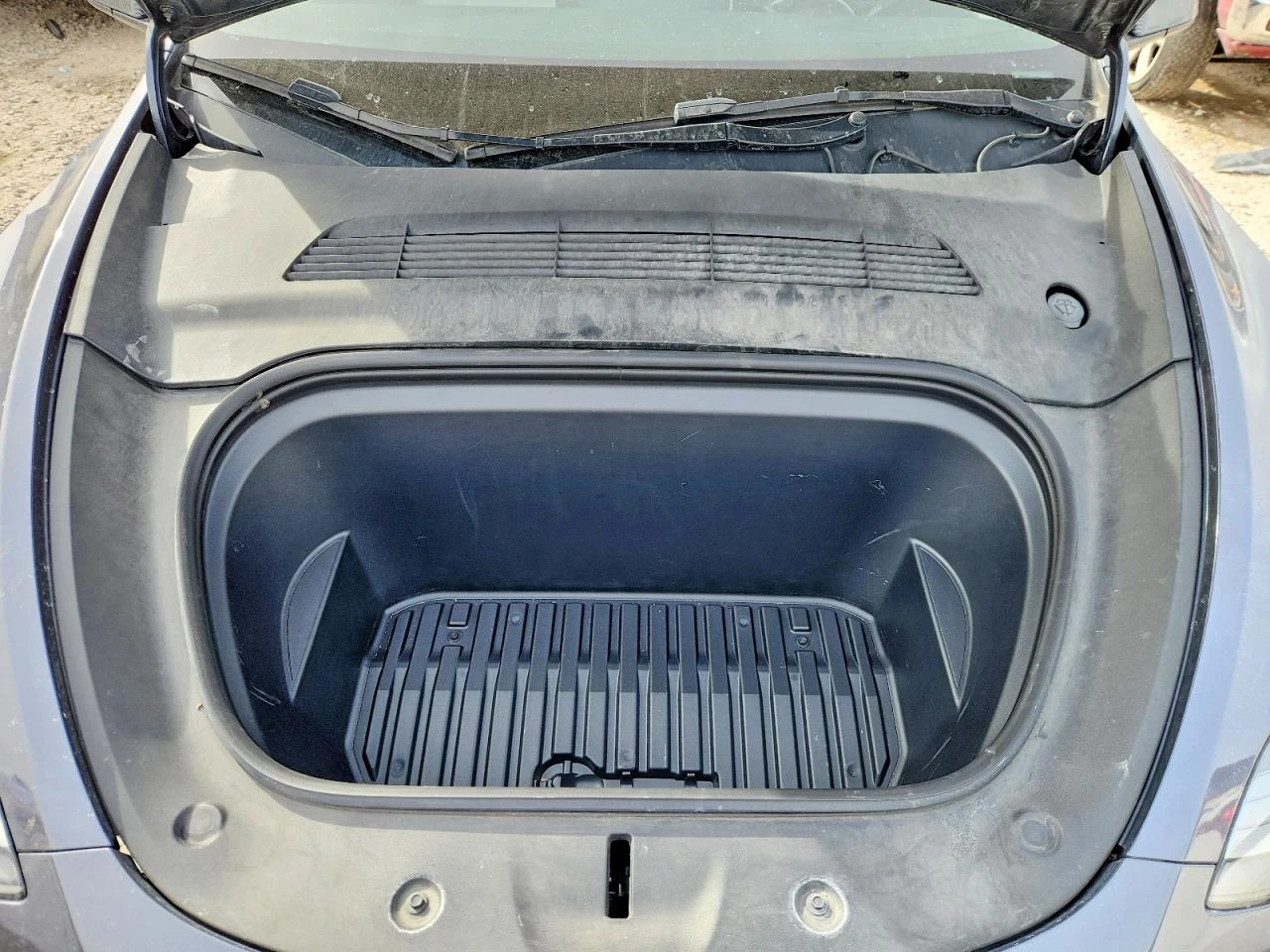 Tesla Model Y PERFORMANCE DUAL MOTOR AWD ТЕРМОПОМПА* , снимка 11 - Автомобили и джипове - 54284868