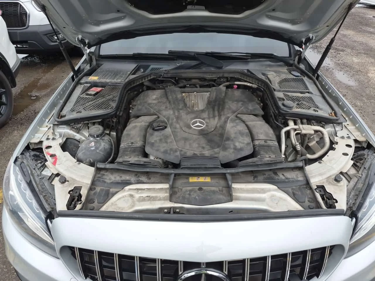 Mercedes-Benz C 400 /DISTRONIC/ПОДГРЕВИ/BURMESTER , снимка 17 - Автомобили и джипове - 54537847