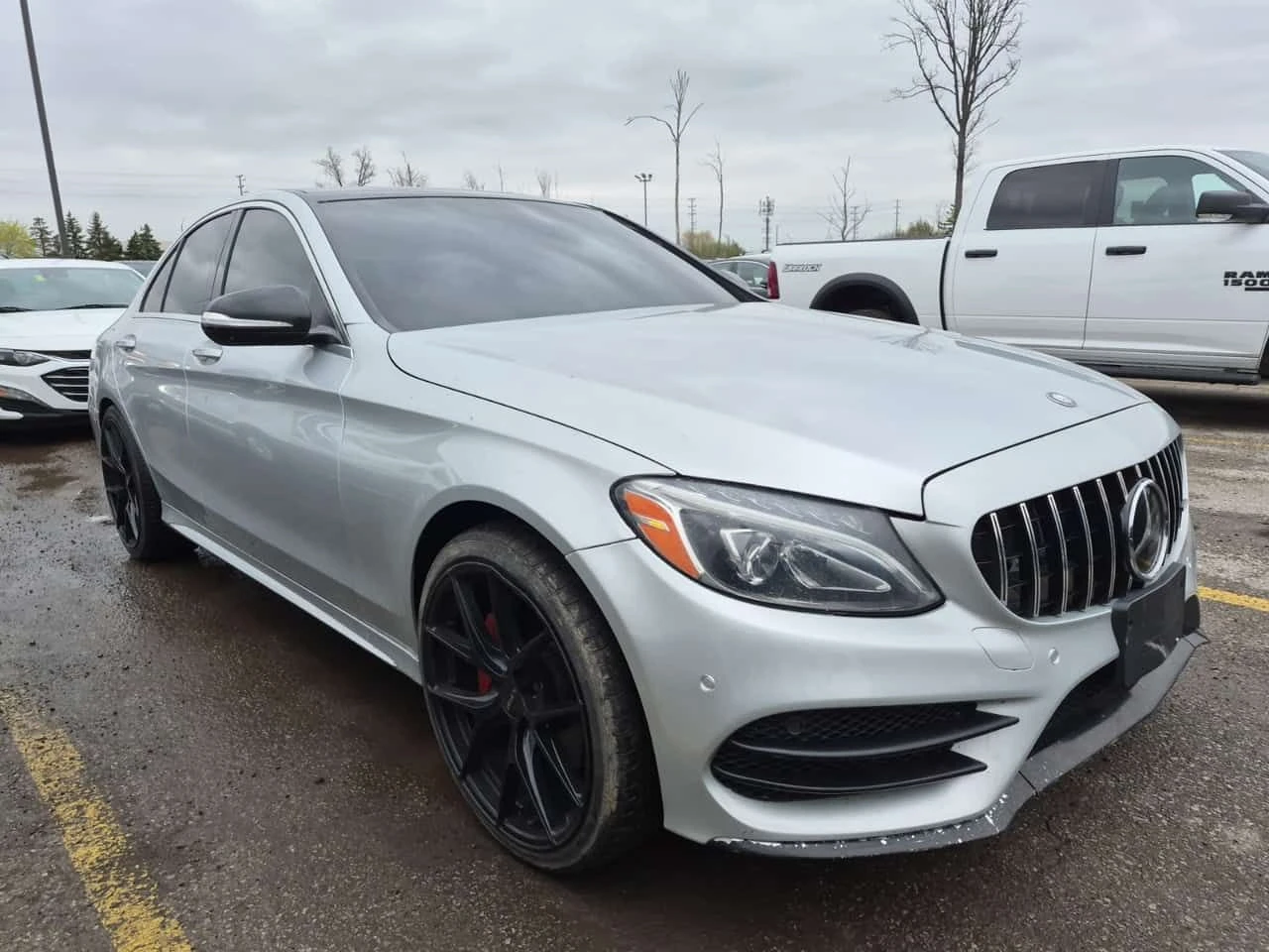Mercedes-Benz C 400 /DISTRONIC/ПОДГРЕВИ/BURMESTER , снимка 2 - Автомобили и джипове - 54537847