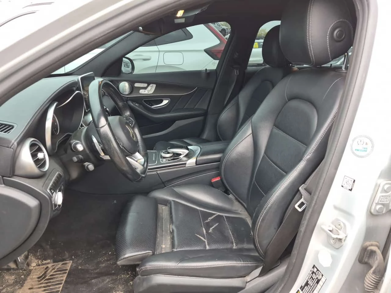 Mercedes-Benz C 400 /DISTRONIC/ПОДГРЕВИ/BURMESTER , снимка 5 - Автомобили и джипове - 54537847