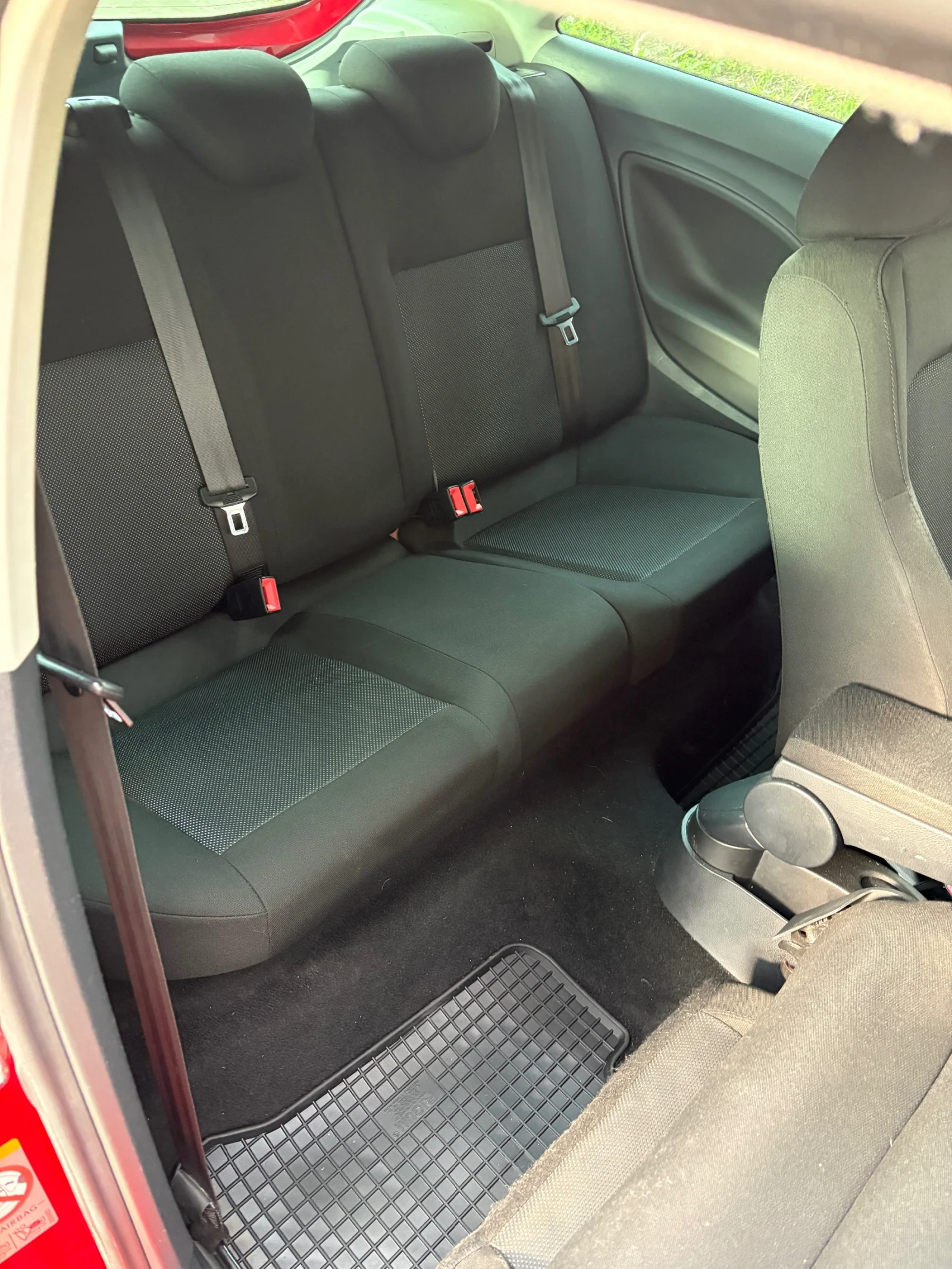 Seat Ibiza SEAT Ibiza 1.9 TDI 105 к.с., снимка 7 - Автомобили и джипове - 54636617