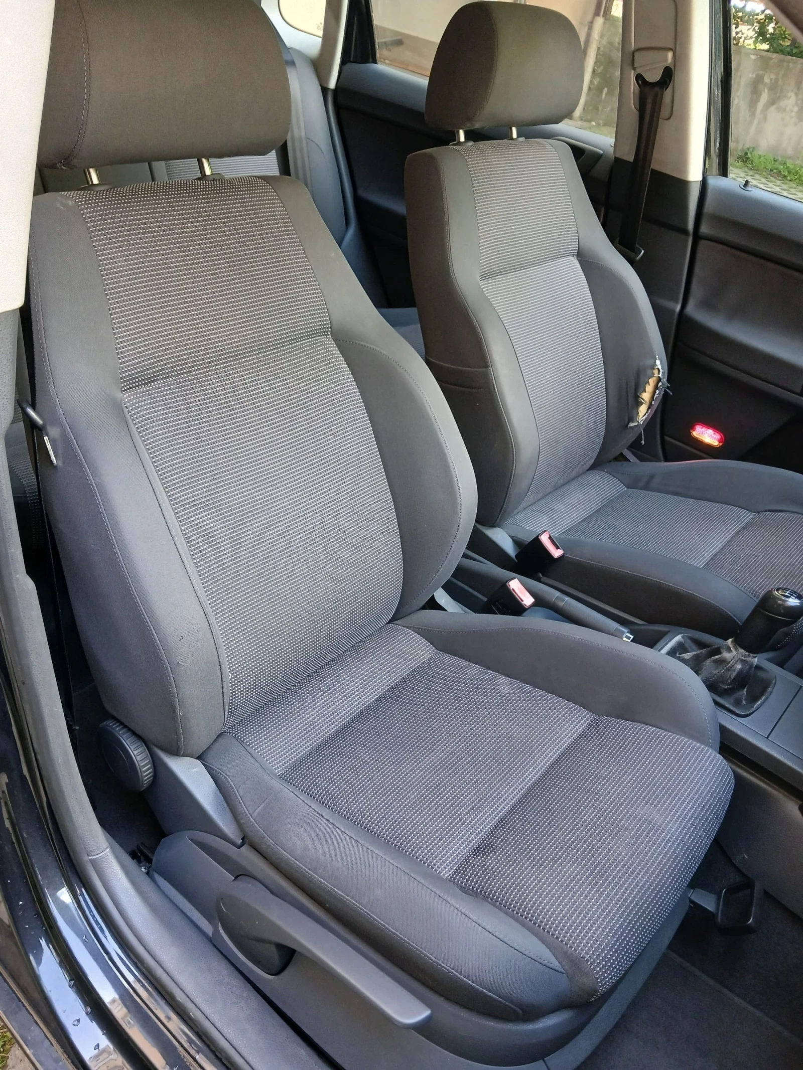 VW Polo 1.4 16V / КЛИМАТРОНИК, снимка 7 - Автомобили и джипове - 54710152