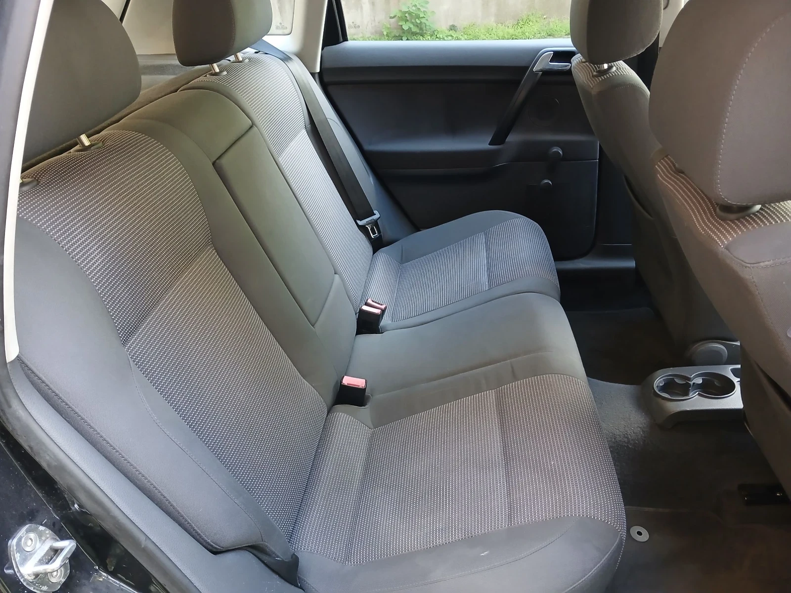 VW Polo 1.4 16V / КЛИМАТРОНИК, снимка 8 - Автомобили и джипове - 54710152