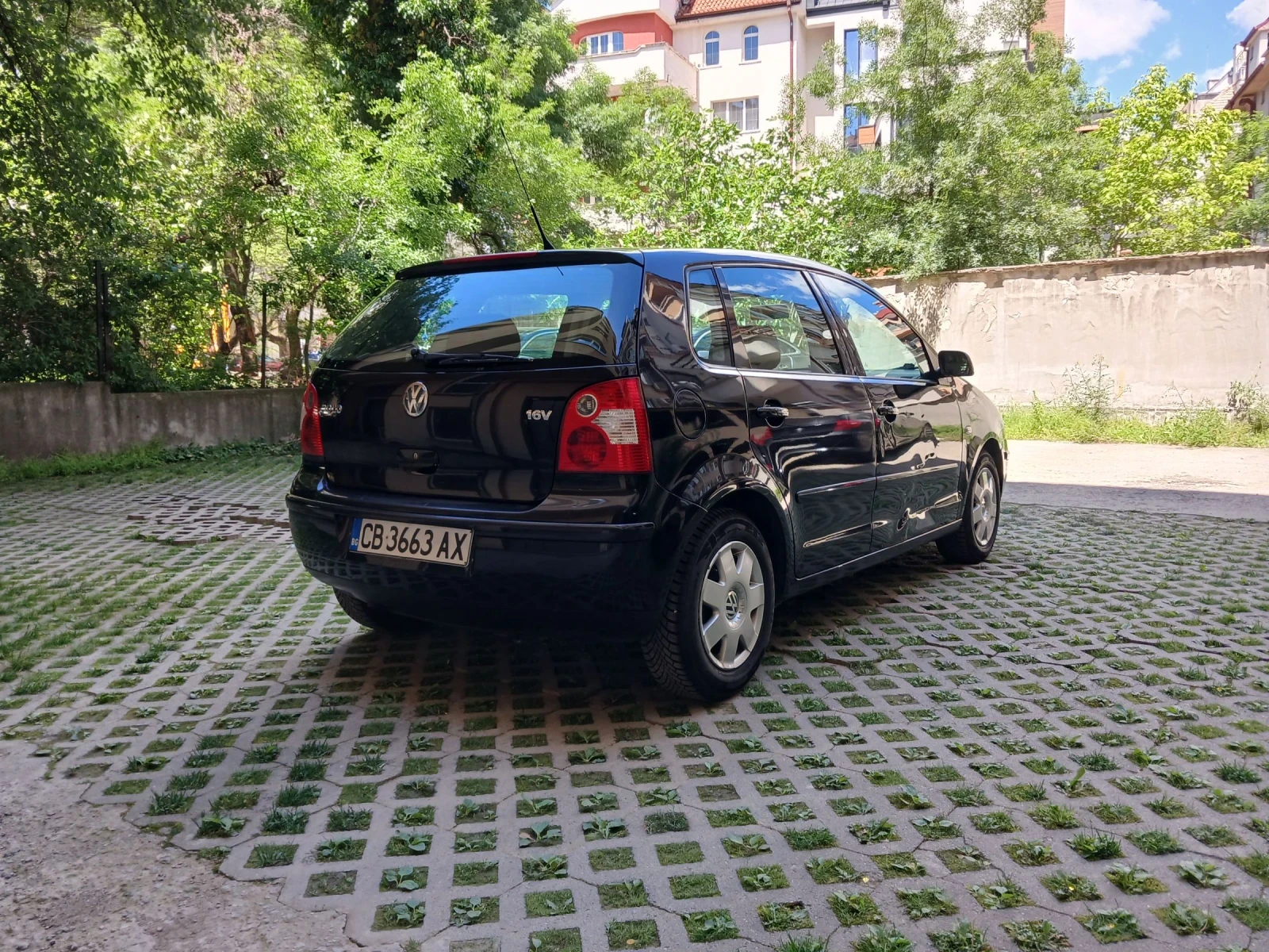 VW Polo 1.4 16V / КЛИМАТРОНИК, снимка 2 - Автомобили и джипове - 54710152