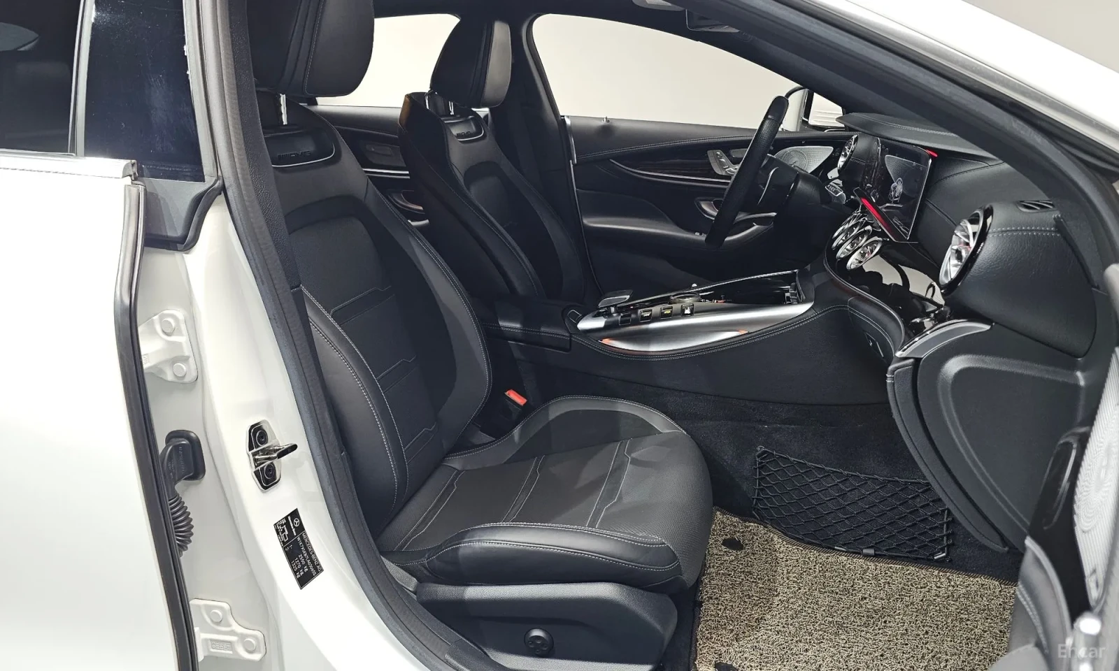 Mercedes-Benz AMG GT, снимка 12 - Автомобили и джипове - 54783412