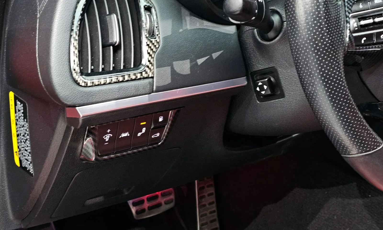 Kia Stinger GT/AWD/CARBON/ПОДГРЕВИ/ОБДУХВАНЕ/ПАНО/HUD, снимка 15 - Автомобили и джипове - 54881018